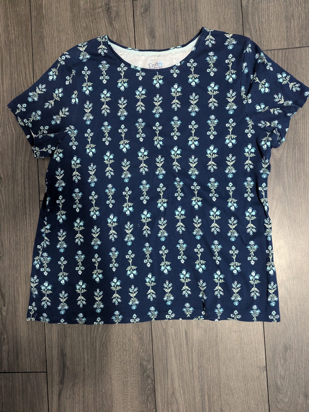 croft & barrow Navy Floral Short Sleeve Tee